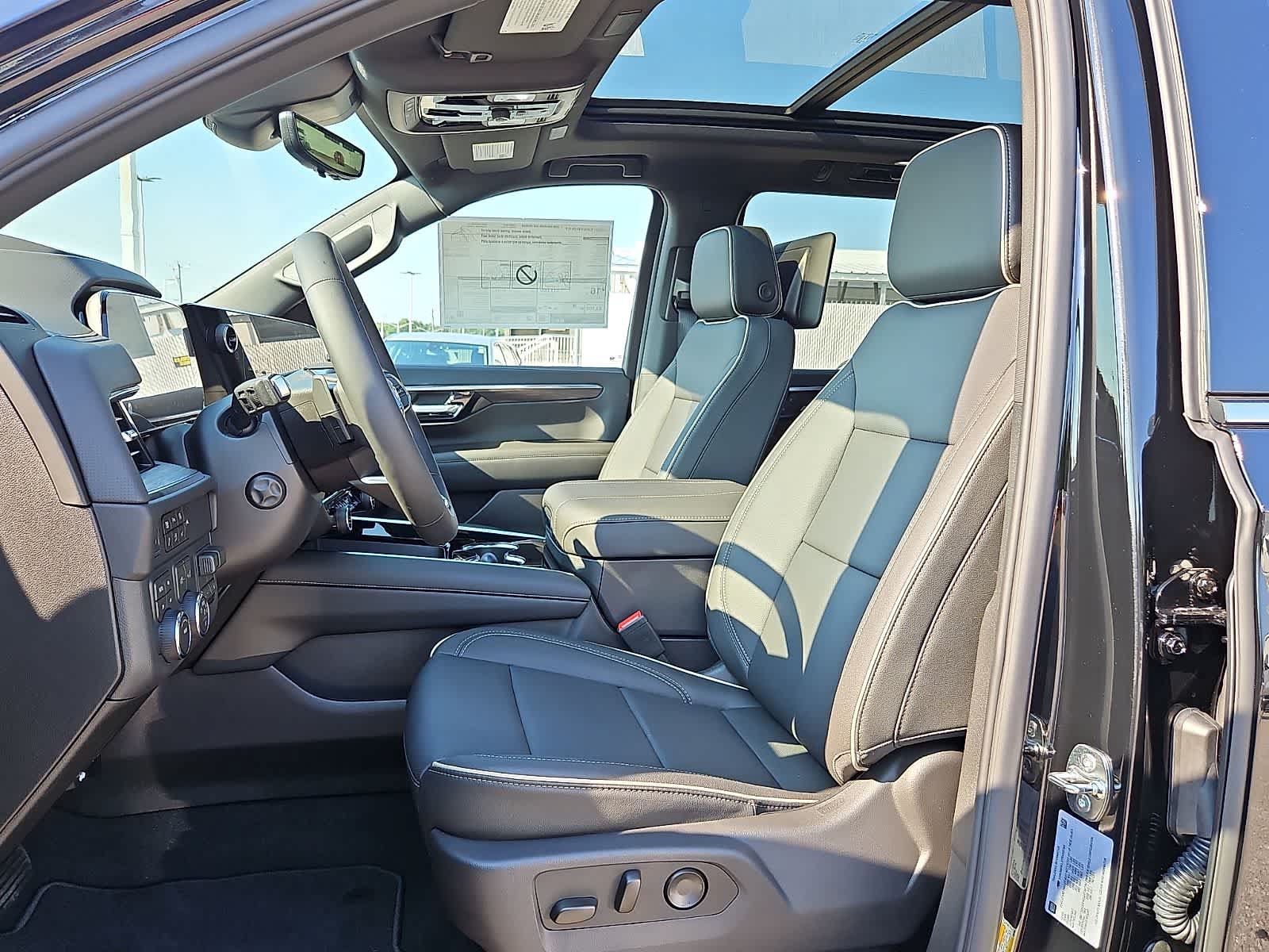 New 2026 Chevrolet Suburban Premier AWD/4WD image 12