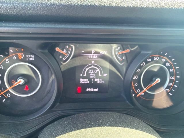 Used 2024 Jeep Gladiator Sport AWD/4WD image 10