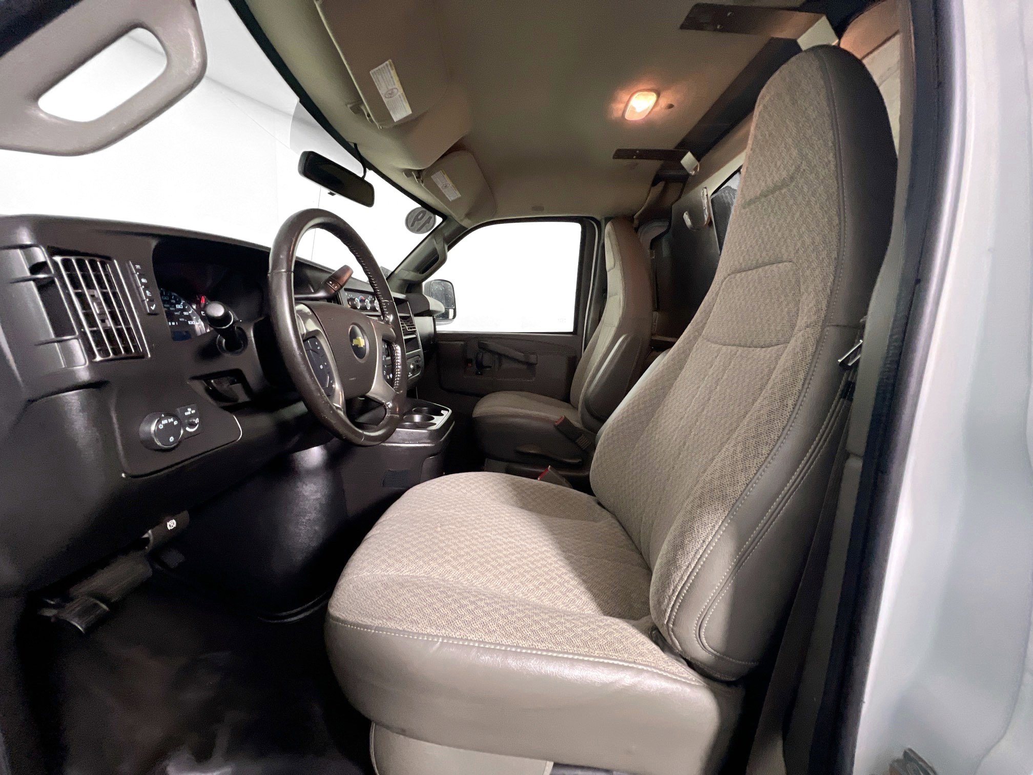 Used 2019 Chevrolet Express 2500 w/ Driver Convenience Package image 14