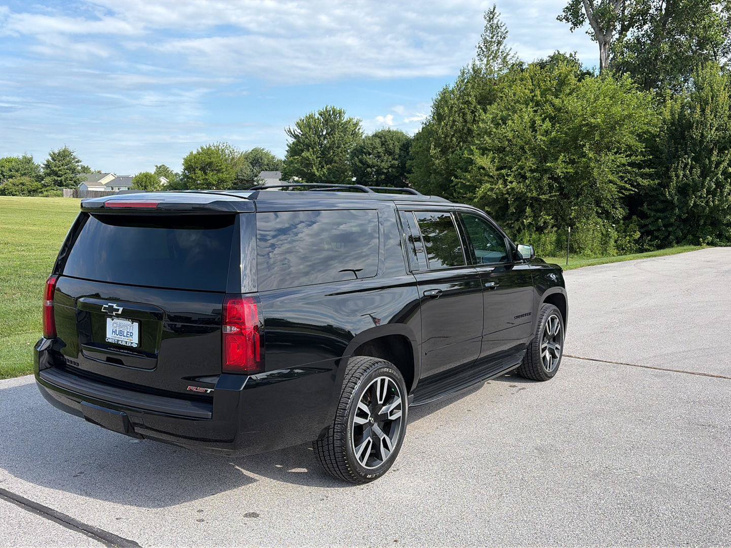 Used 2019 Chevrolet Suburban Premier AWD/4WD image 6