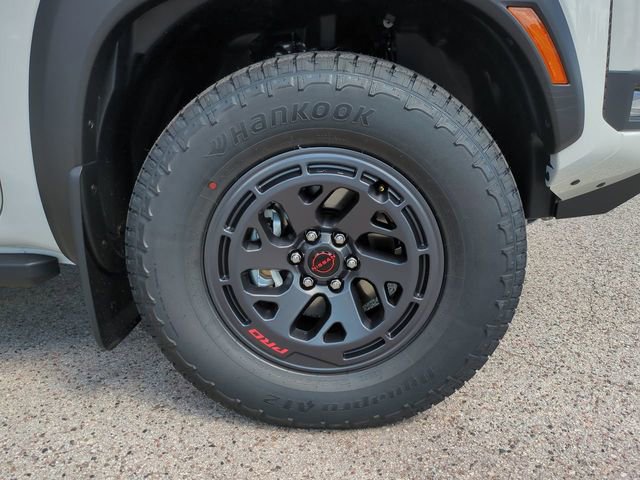 New 2026 Nissan Frontier PRO-4X w/ Pro-4x Convenience Package image 11