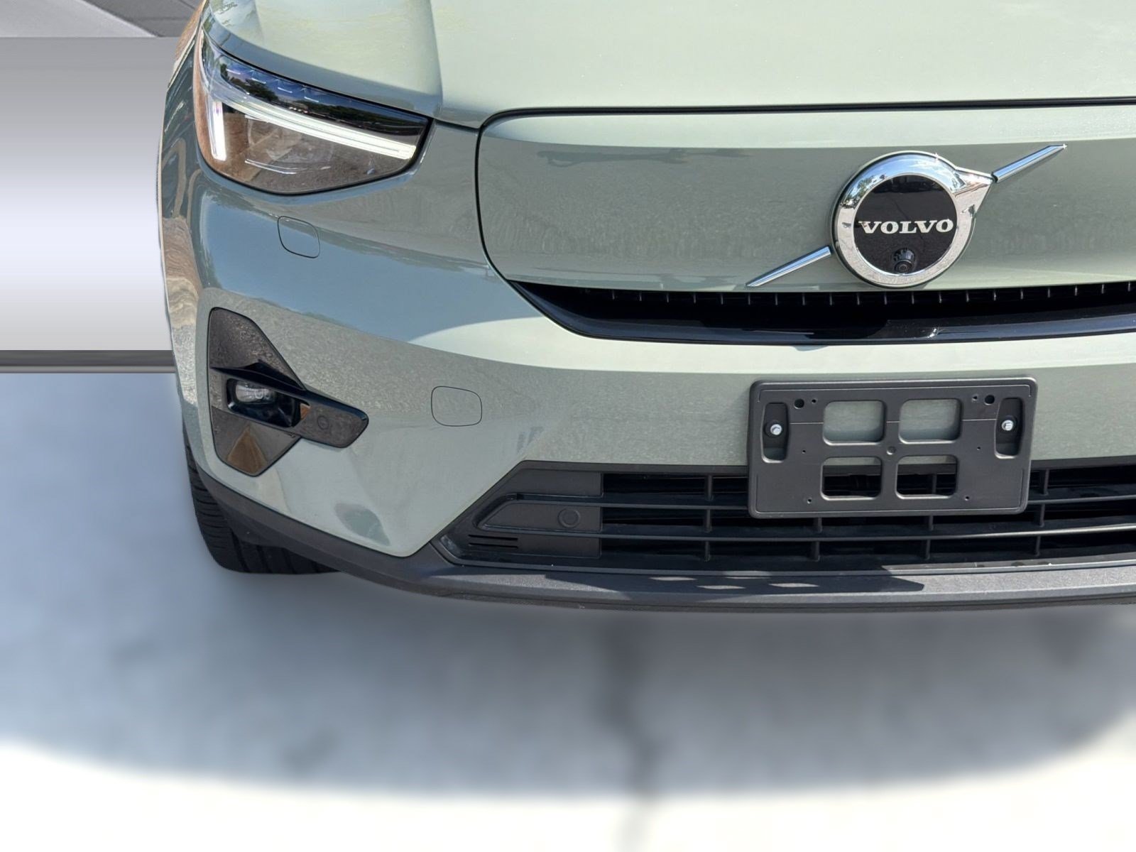 Certified 2023 Volvo C40 P8 Recharge Ultimate AWD/4WD image 28