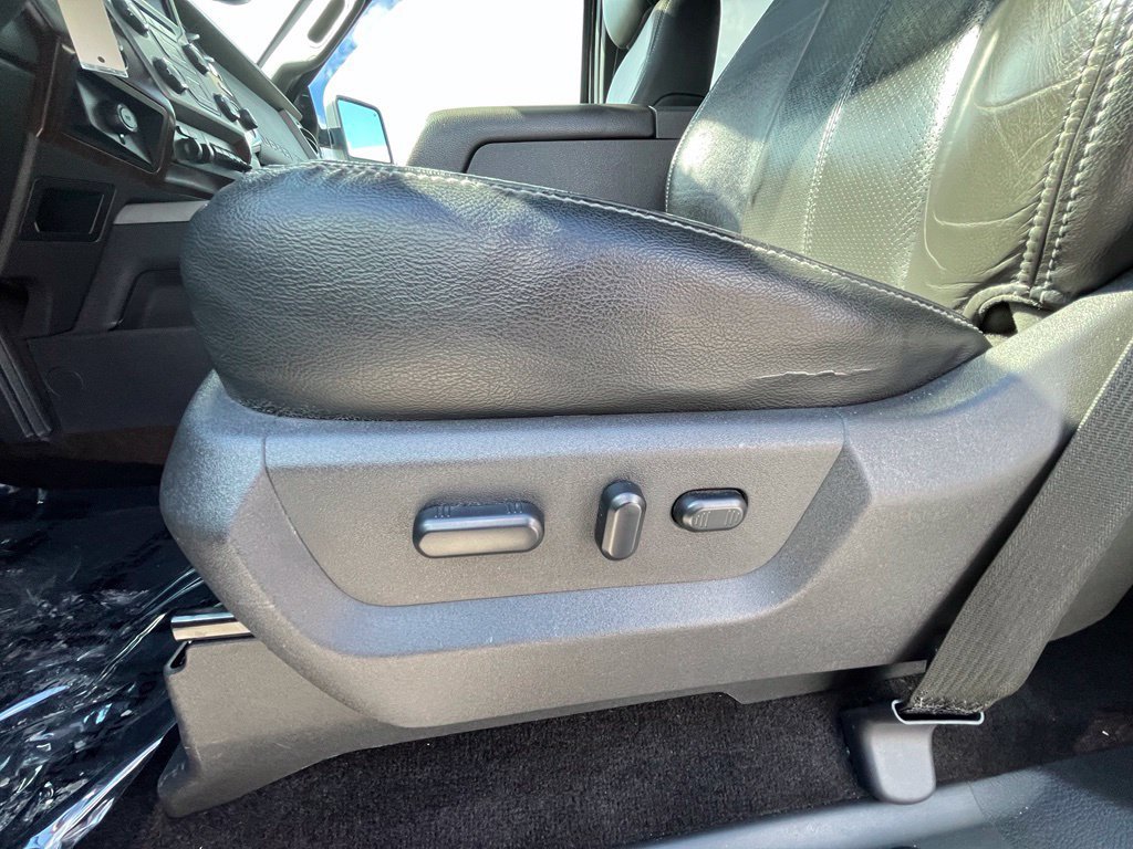 Used 2013 Ford F350 Lariat w/ Lariat Interior Pkg AWD/4WD image 29