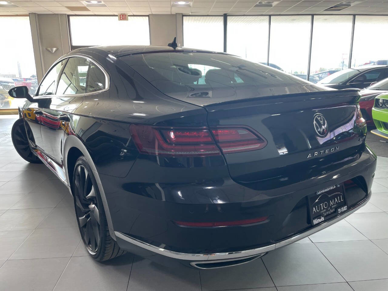 Used 2023 Volkswagen Arteon SEL image 5