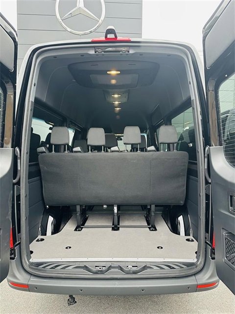 New 2024 Mercedes-Benz Sprinter 144 Cargo image 20
