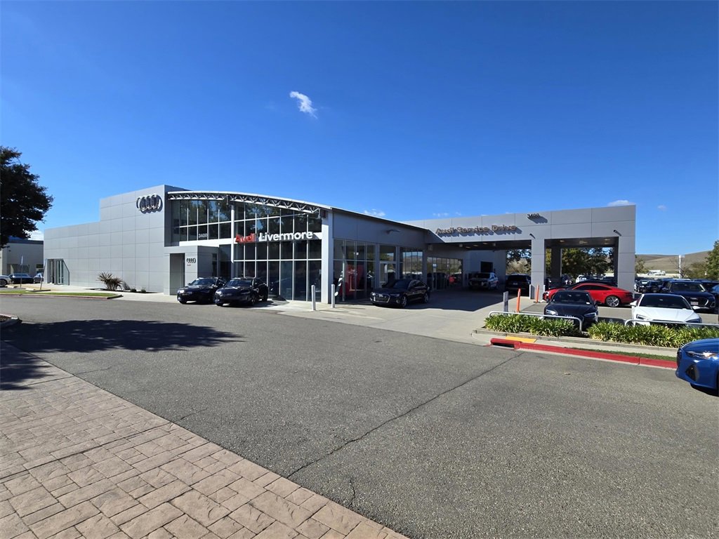 Used 2020 Toyota Tacoma TRD Off-Road image 32