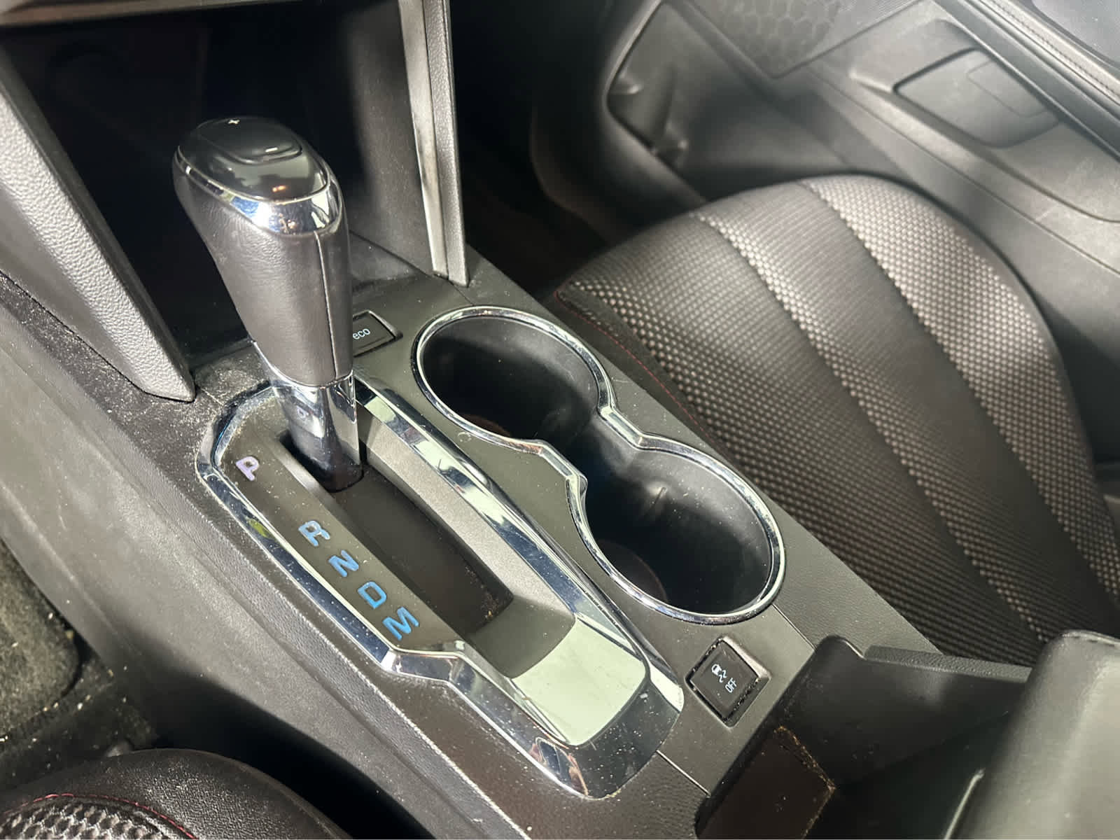 Used 2017 Chevrolet Equinox LT w/ Driver Confidence Package II image 14