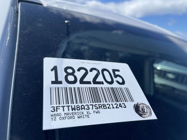 New 2025 Ford Maverick XL image 24