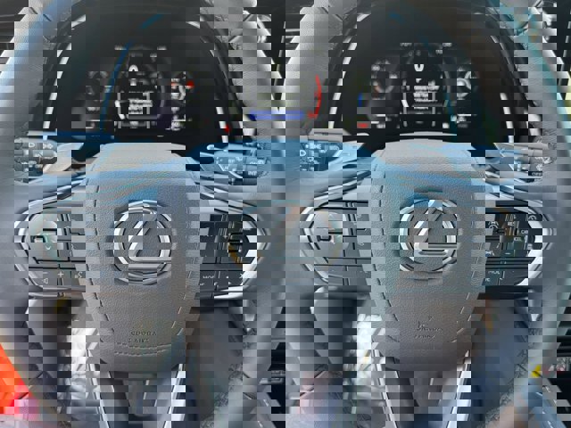 Used 2025 Lexus RX 350 FWD w/ Technology Package image 23