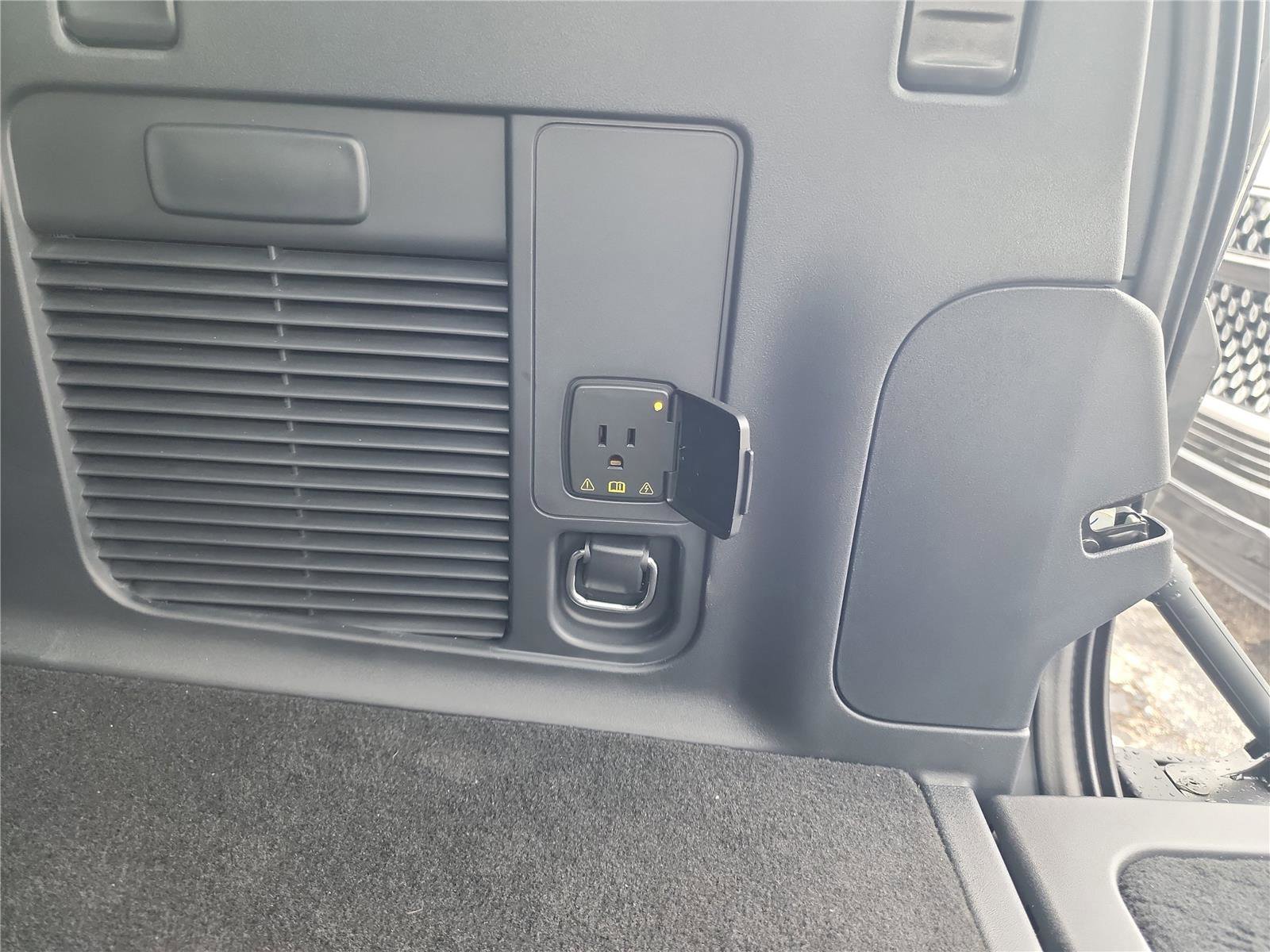 New 2026 Lincoln Navigator L Black Label w/ Black Label Special Edition image 24