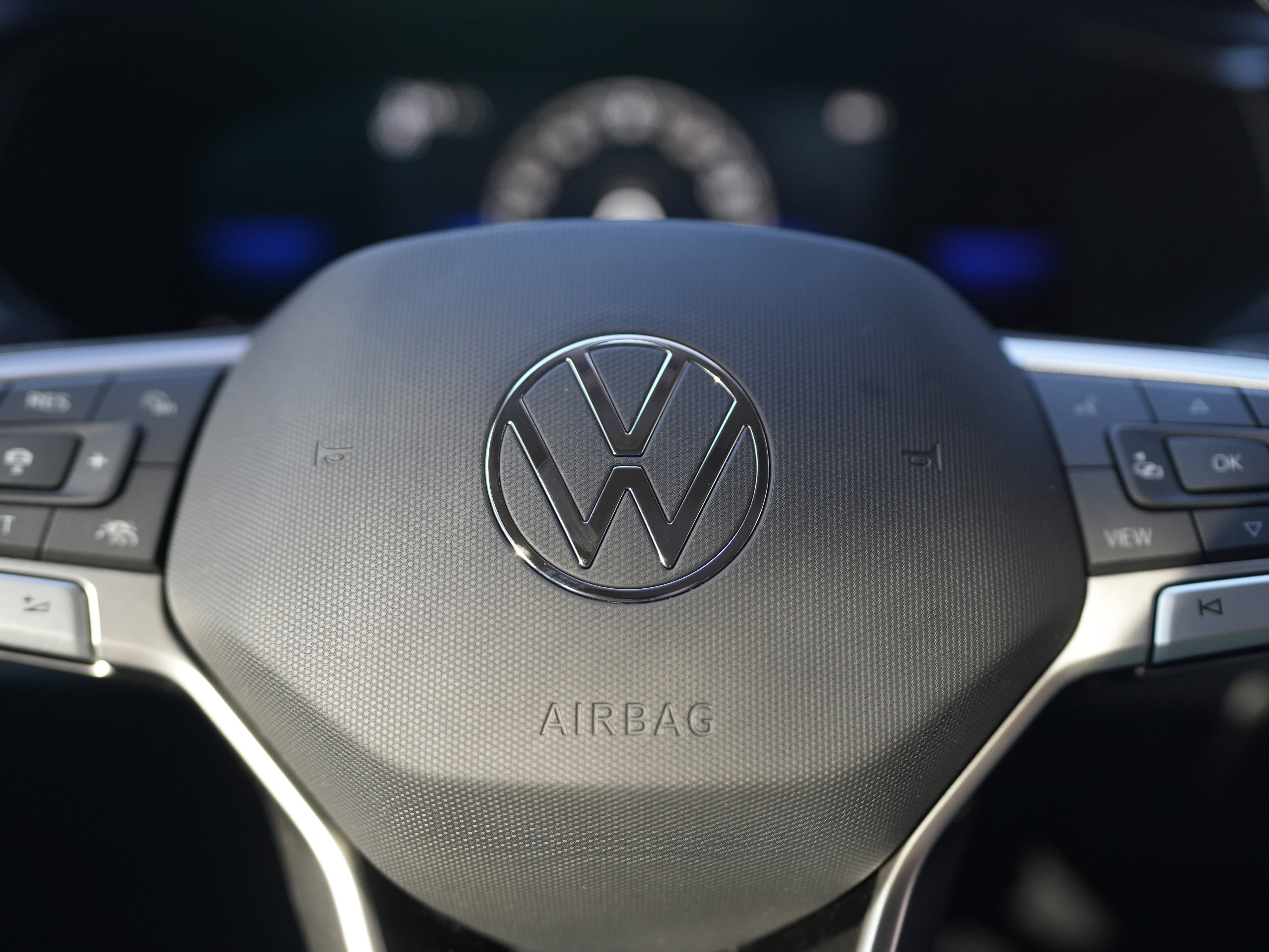 Used 2023 Volkswagen Taos SE w/ Panoramic Sunroof Package image 20