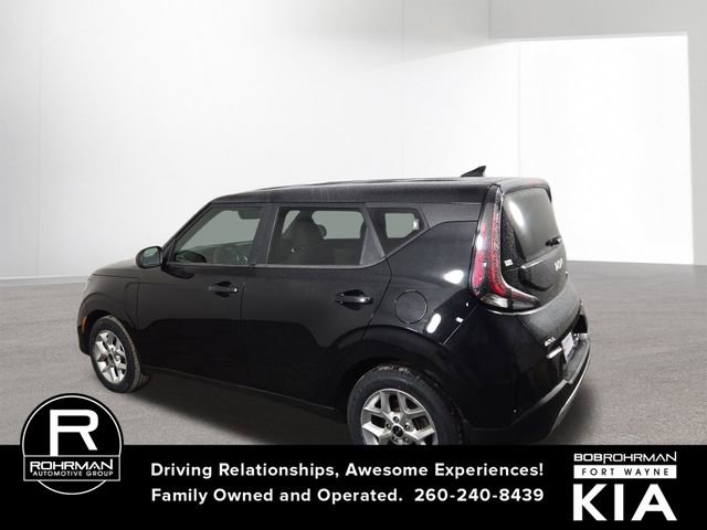 Certified 2023 Kia Soul LX w/ LX Technology Package image 12