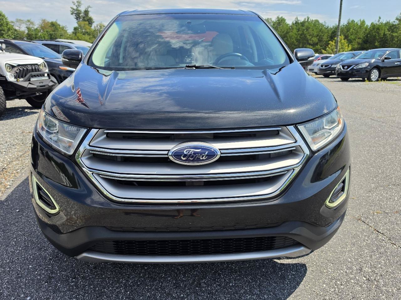 Used 2015 Ford Edge Titanium w/ Technology Package FWD image 20
