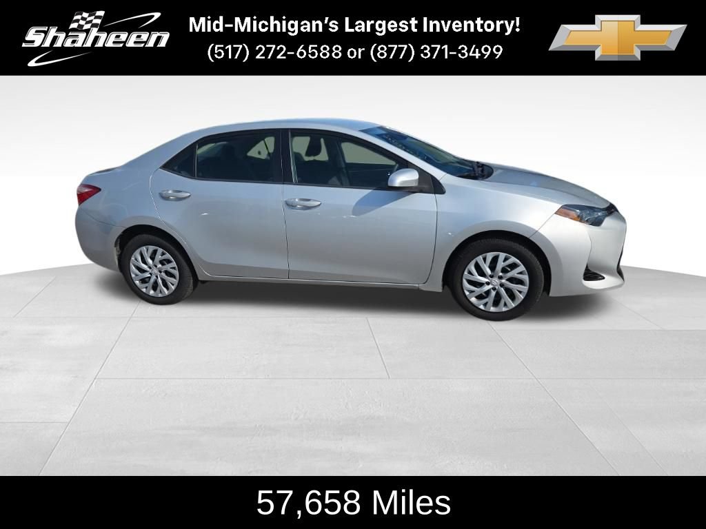 Used 2018 Toyota Corolla LE FWD image 2