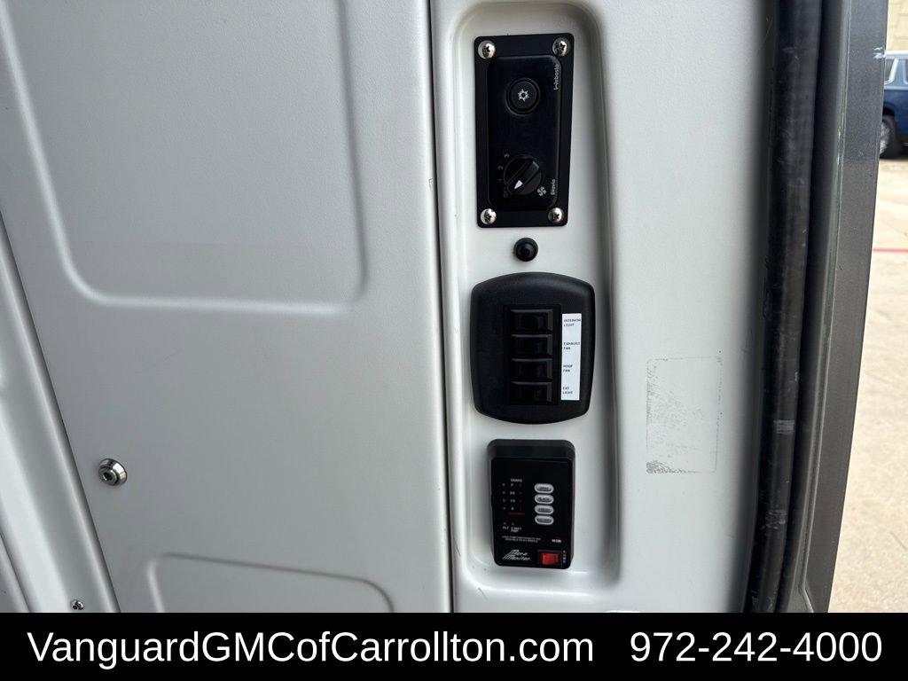 Used 2021 Mercedes-Benz Sprinter 4500 image 26