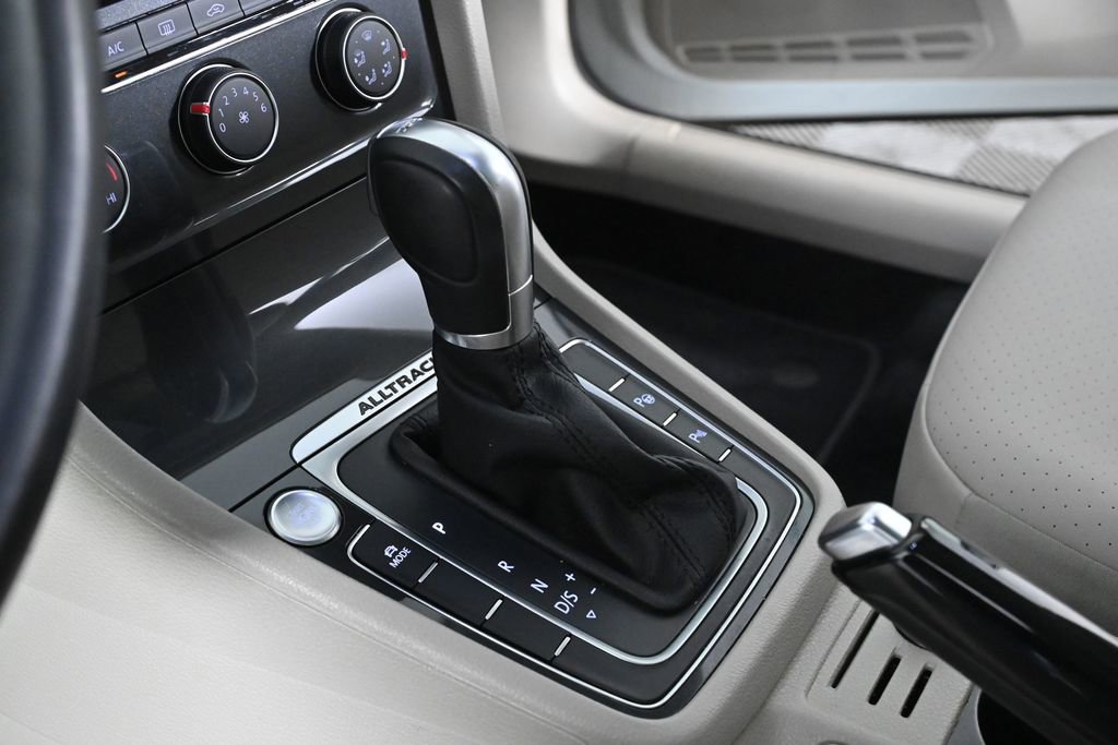 Used 2019 Volkswagen Golf Alltrack SE image 20