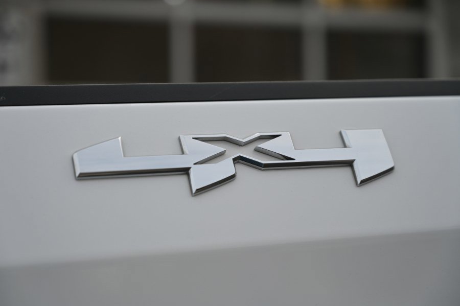 Used 2025 GMC Sierra 1500 SLT image 13