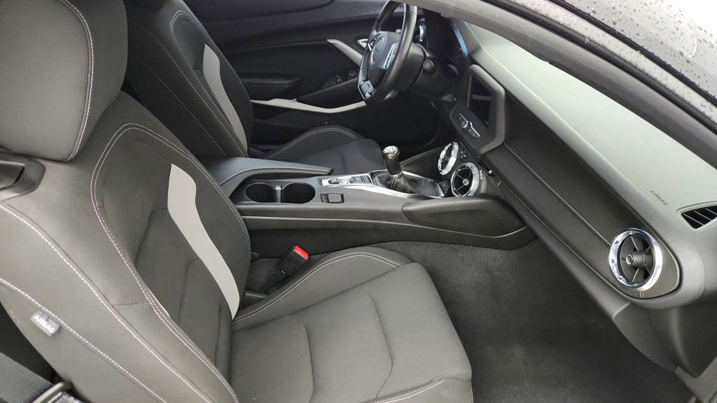 Used 2022 Chevrolet Camaro LS image 21