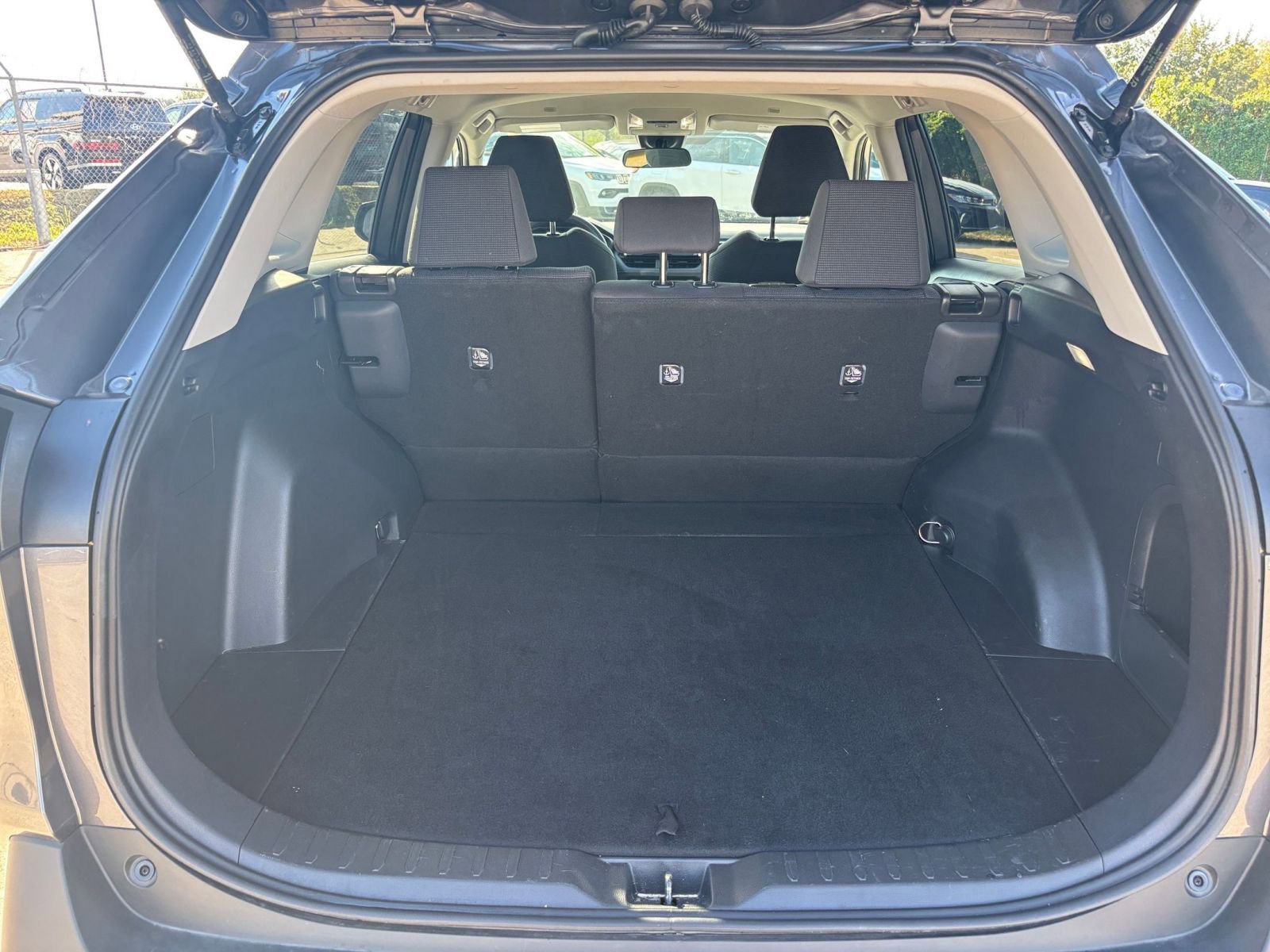 Used 2025 Toyota RAV4 LE image 30