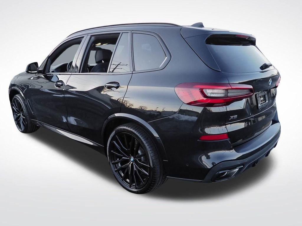 Used 2023 BMW X5 M50i w/ Dynamic Handling Package image 5