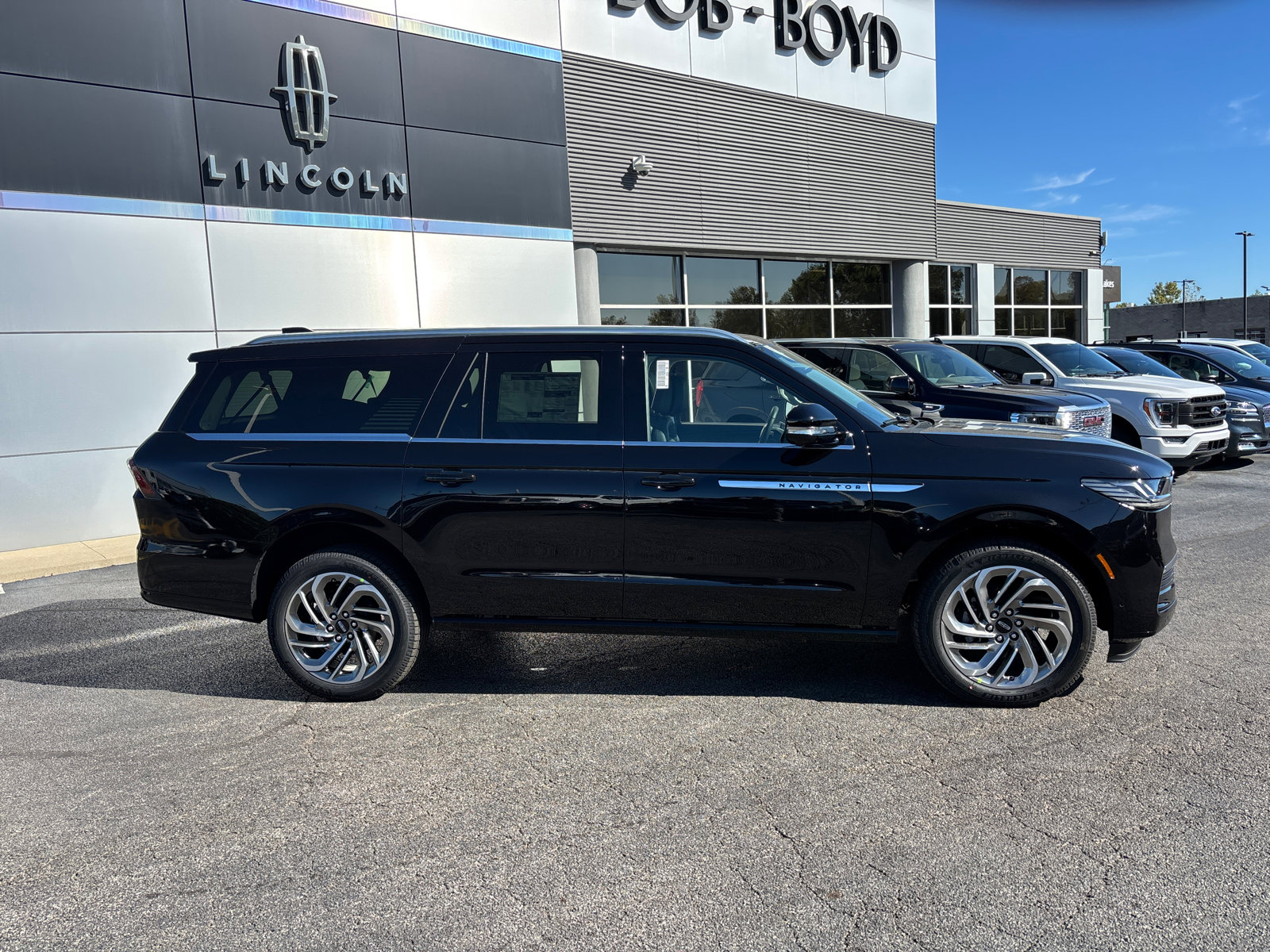 New 2025 Lincoln Navigator L Reserve image 8