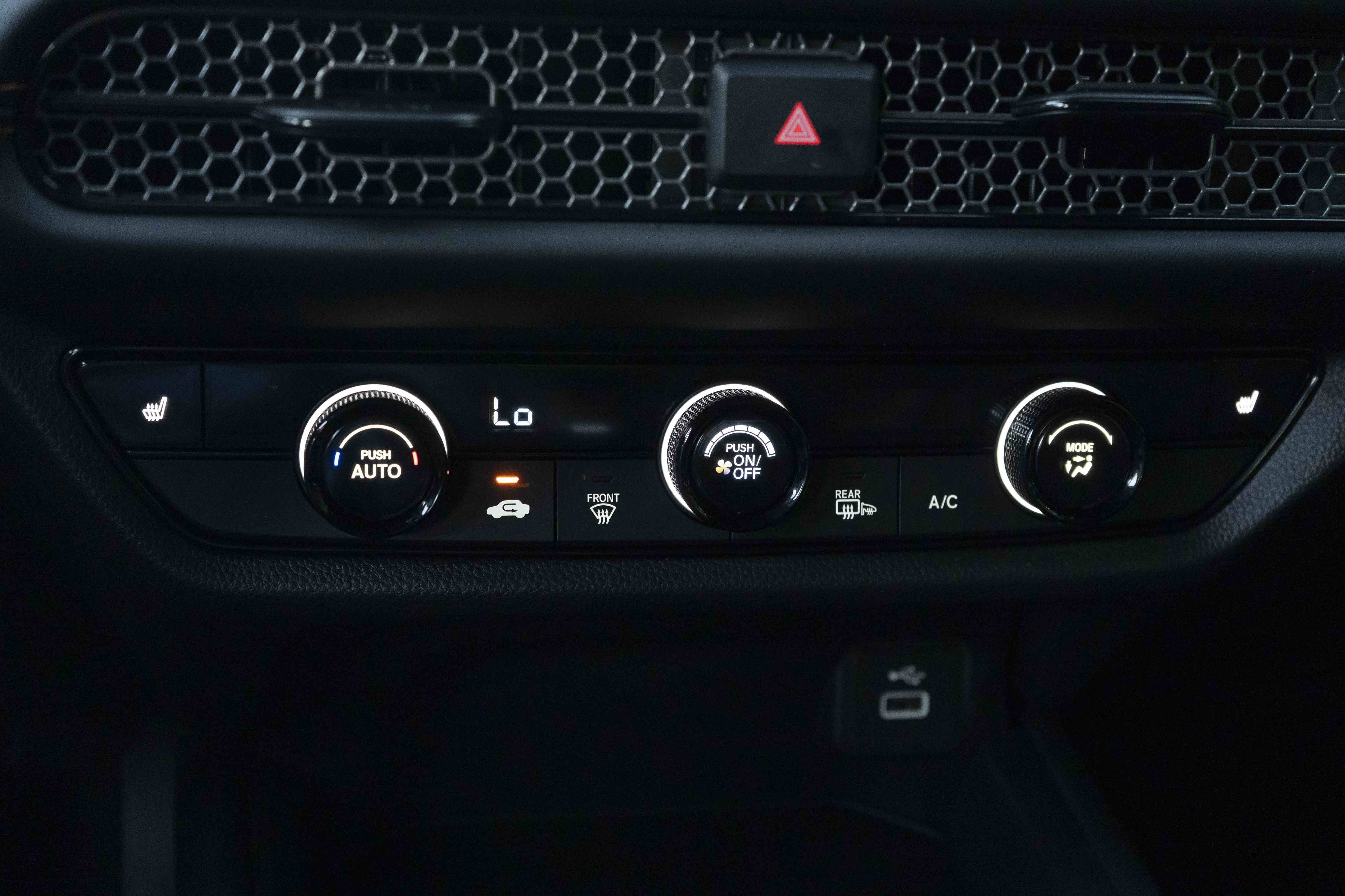 Certified 2025 Honda HR-V Sport image 35