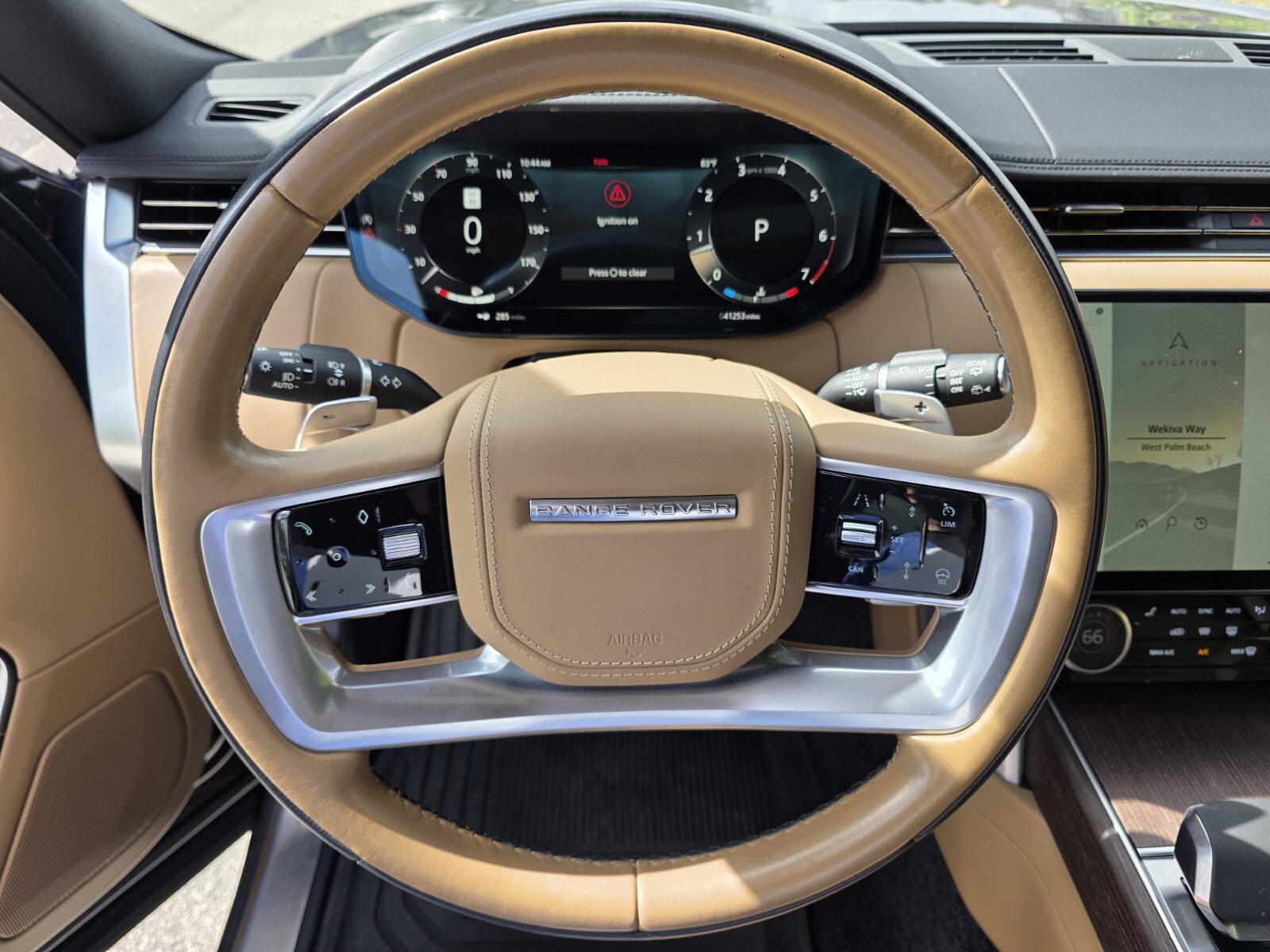 Used 2023 Land Rover Range Rover SE AWD/4WD image 18