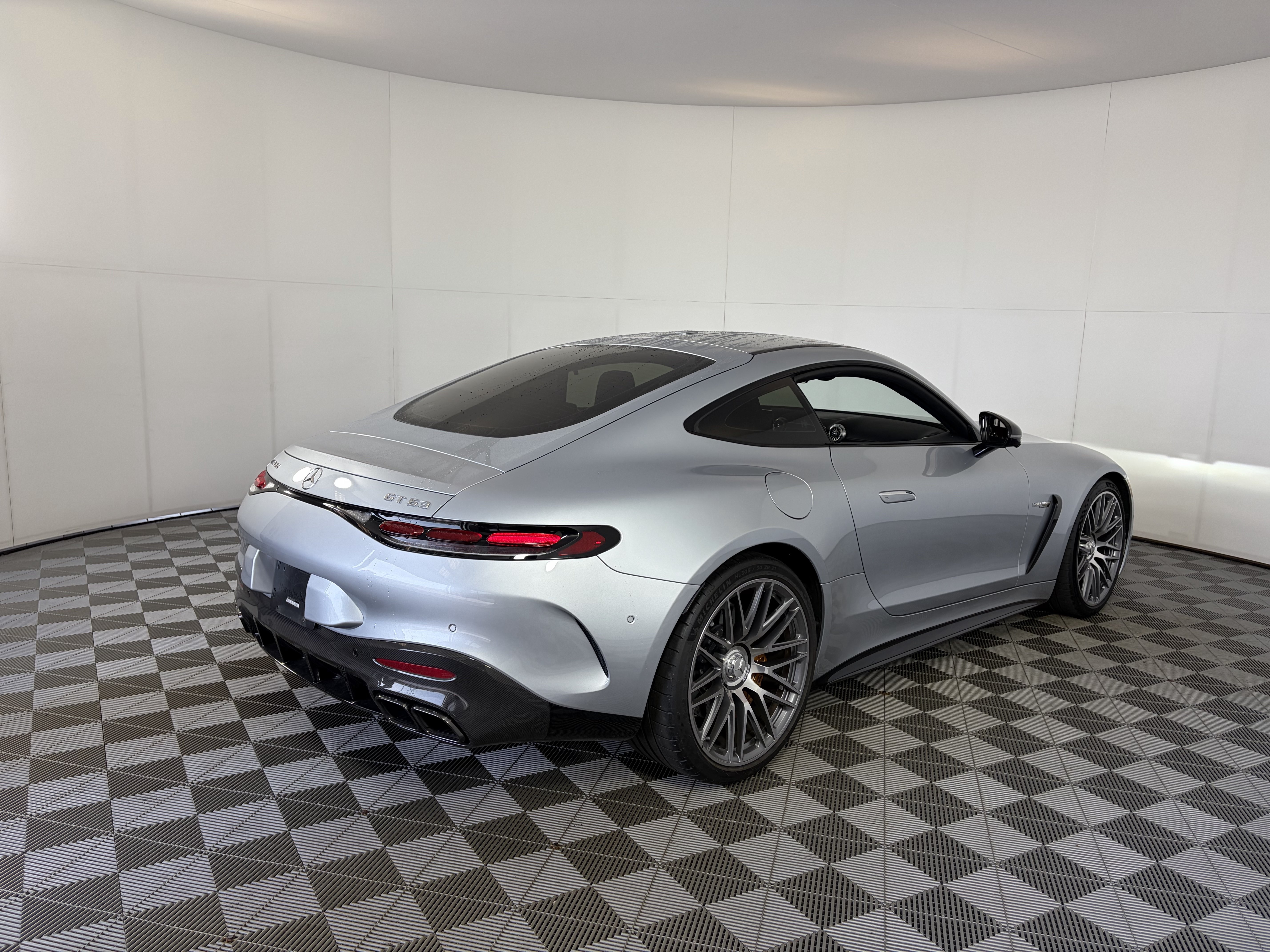 Used 2025 Mercedes-Benz AMG GT 63 image 8
