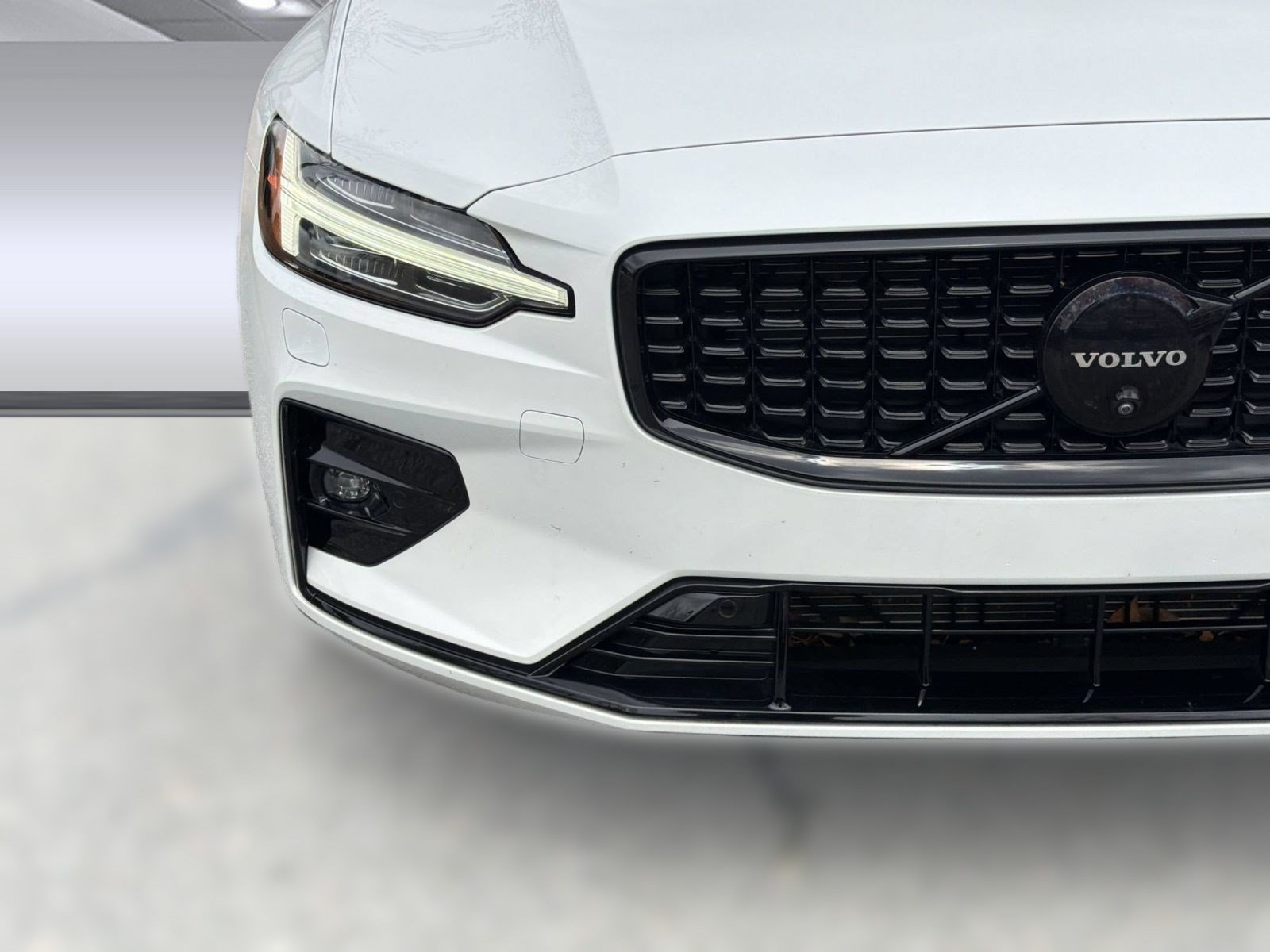 Certified 2024 Volvo S60 B5 Plus w/ Climate Package FWD image 11