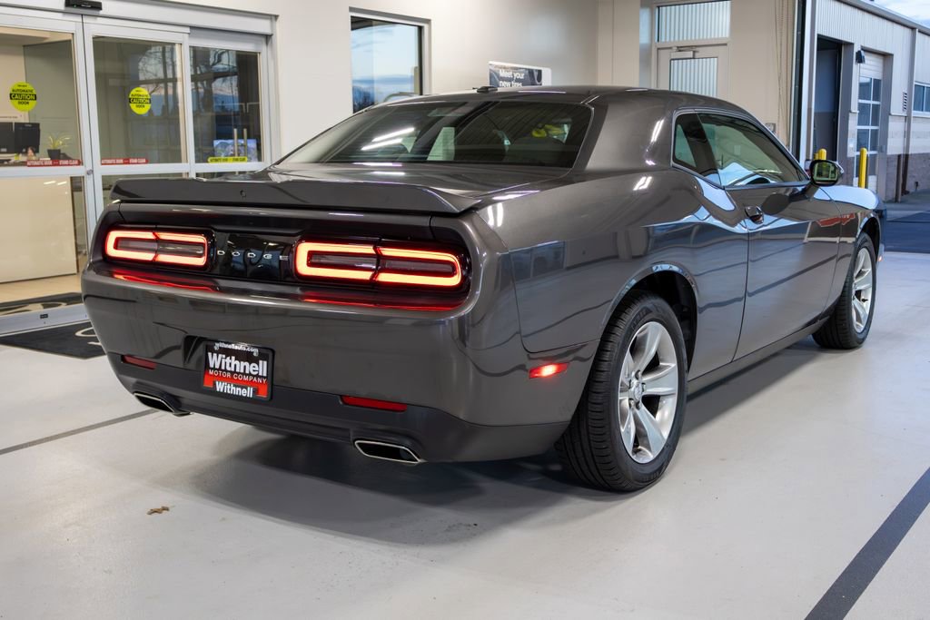 Used 2020 Dodge Challenger SXT RWD image 7