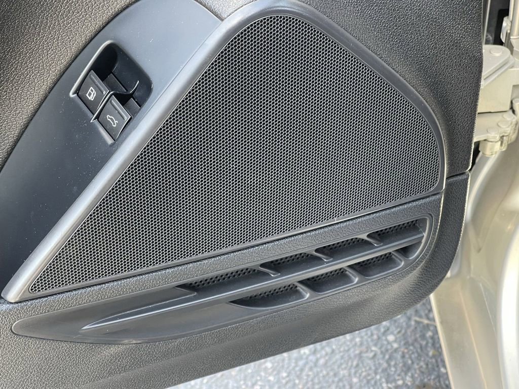 Used 2009 Volkswagen Eos Komfort image 21