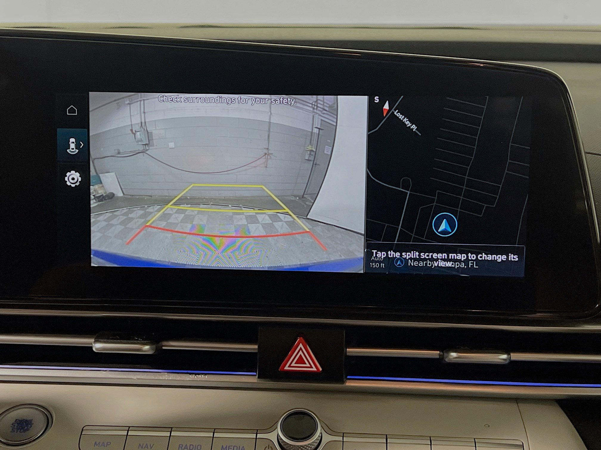 Used 2025 Hyundai Elantra Limited image 28