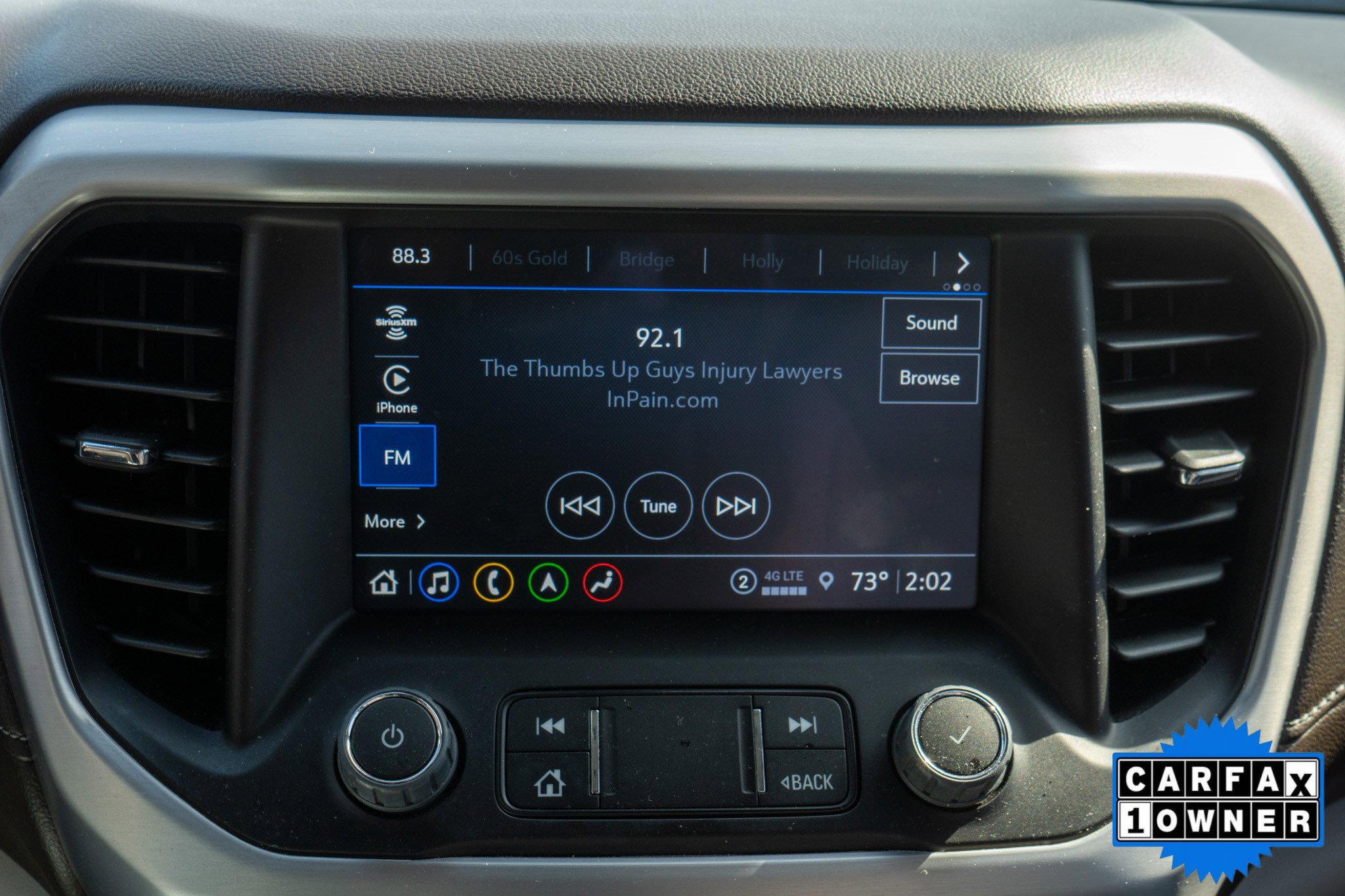 Used 2023 GMC Acadia SLT image 15