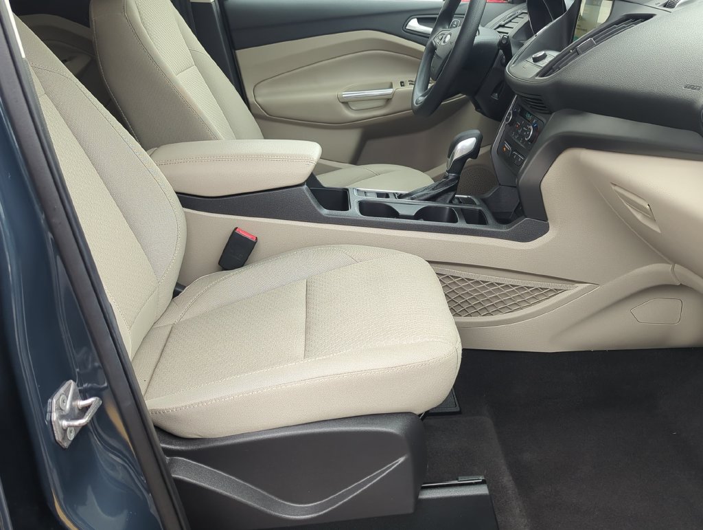 Used 2019 Ford Escape SE AWD/4WD image 25