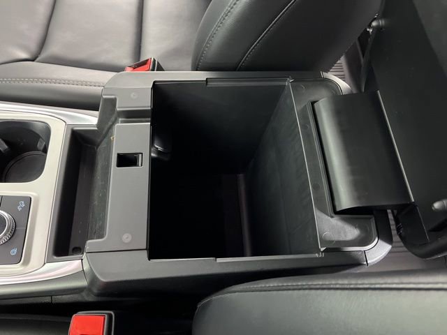 Used 2023 Ford Explorer XLT w/ Equipment Group 202A image 29