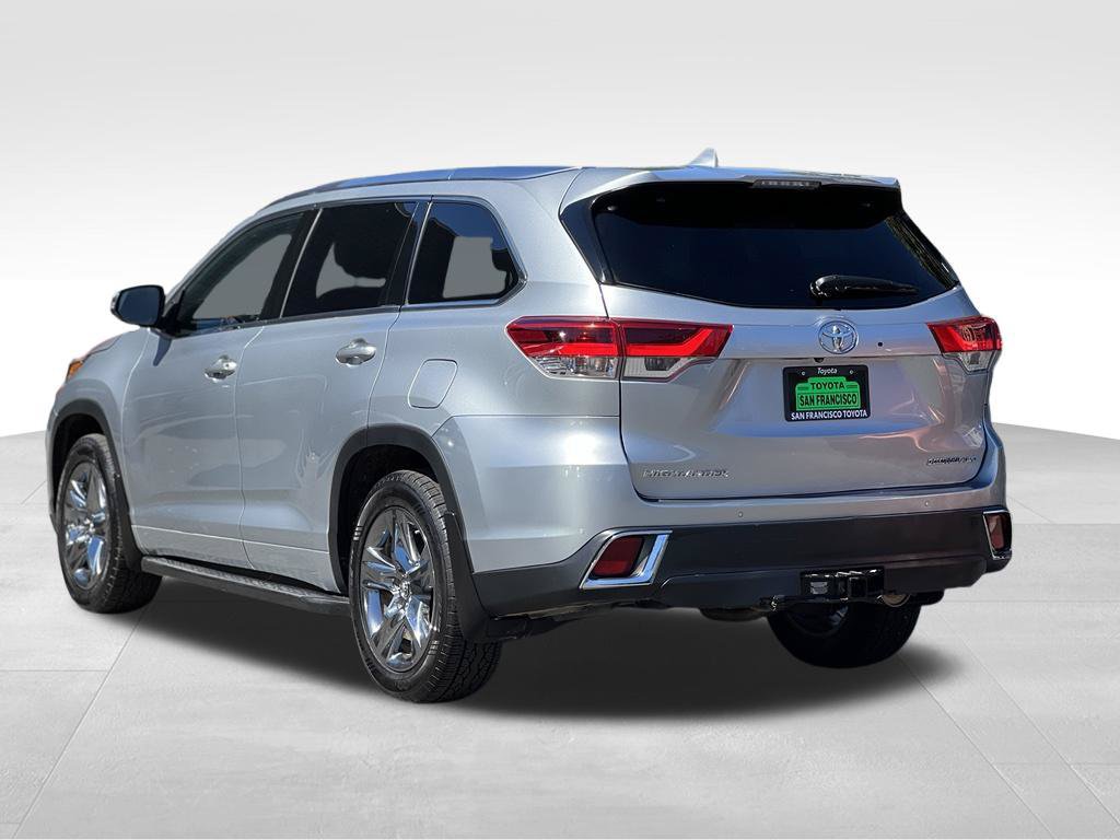 Certified 2018 Toyota Highlander Limited Platinum AWD/4WD image 3