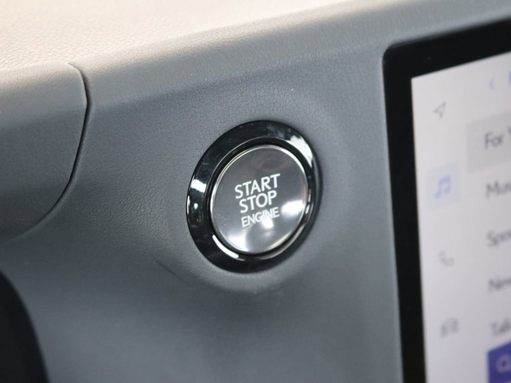 Used 2024 Lexus GX 550 w/ Accessory Package (Z1) image 58