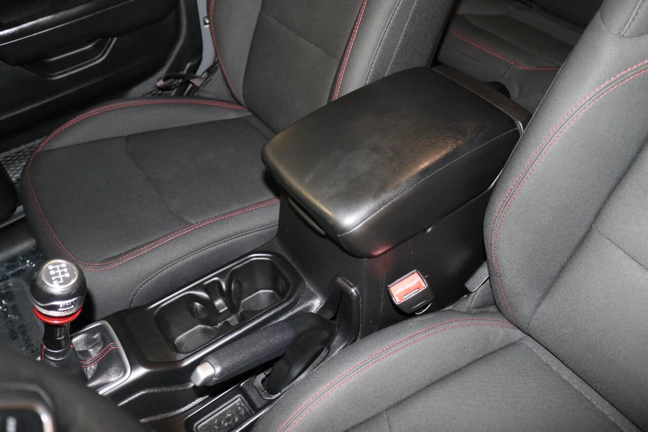 Used 2019 Jeep Wrangler Rubicon image 73