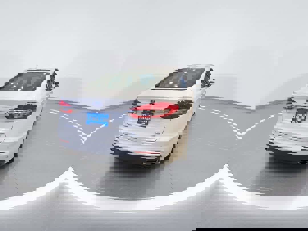 Used 2020 Ford Fusion SE image 8