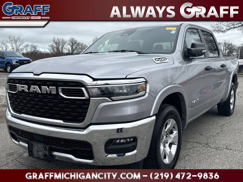 Used 2025 RAM 1500 Big Horn AWD/4WD image 1