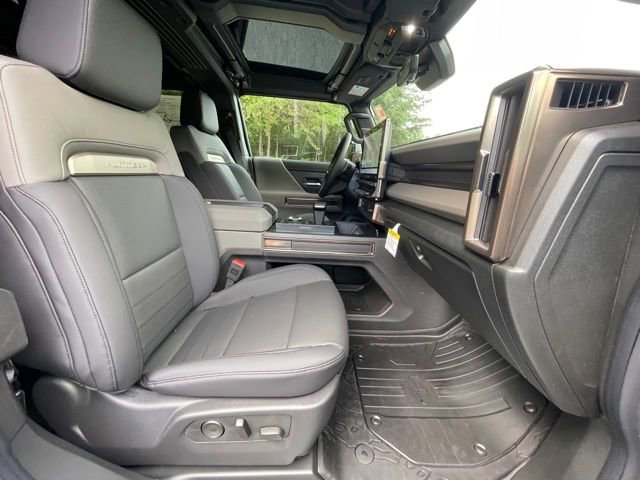 New 2025 GMC Hummer EV 2X image 25