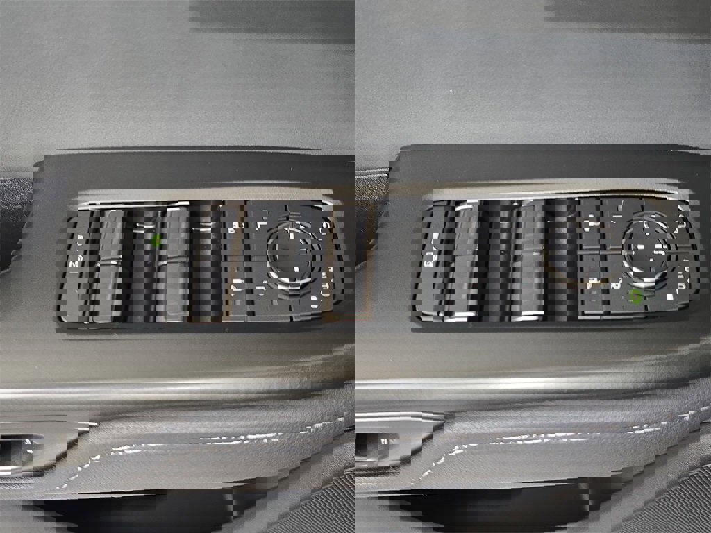 New 2026 Lexus RZ 450e AWD image 28