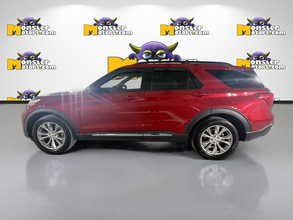 Used 2023 Ford Explorer XLT w/ Equipment Group 202A AWD/4WD image 8