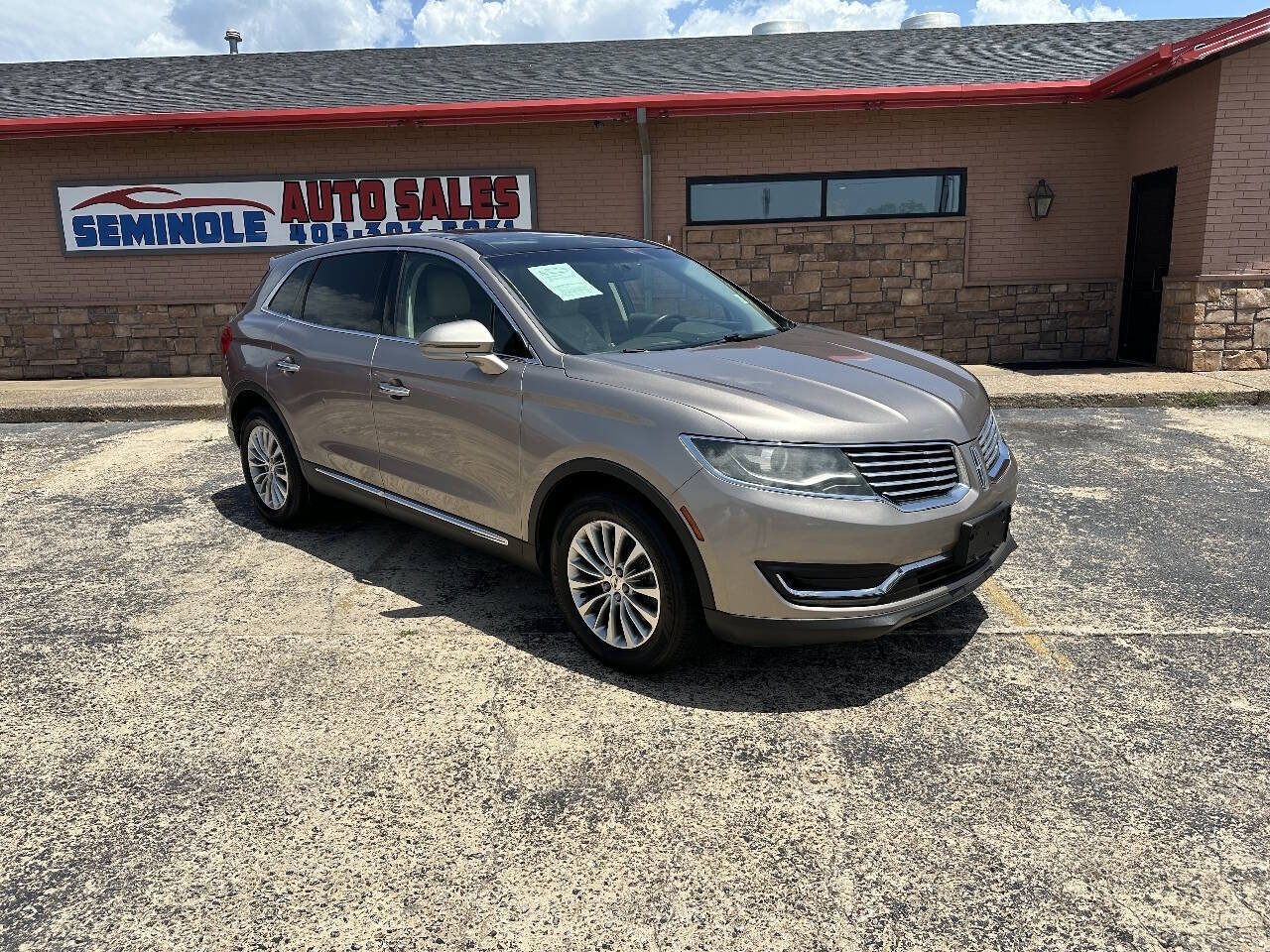 Used 2018 Lincoln MKX Select w/ Select Plus Package