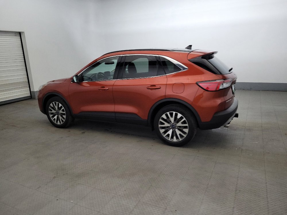 Used 2020 Ford Escape Titanium AWD/4WD image 3