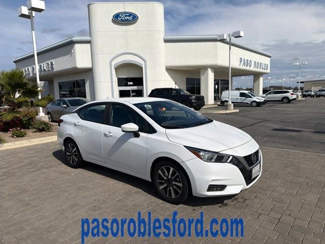 Used 2022 Nissan Versa SV FWD image 1