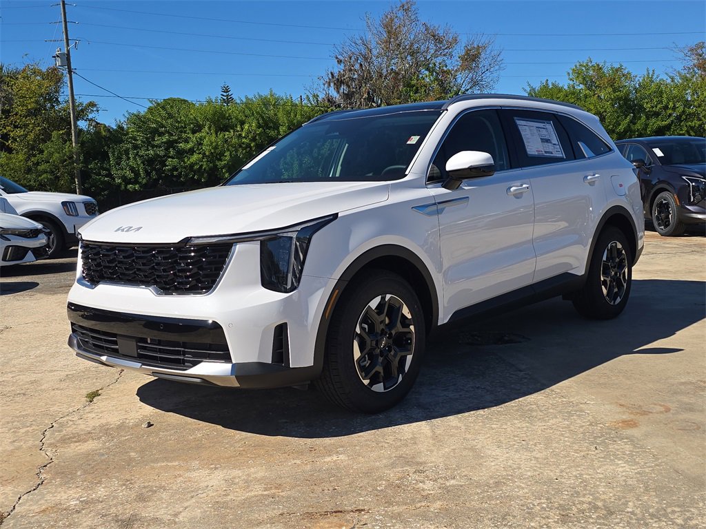 New 2026 Kia Sorento S image 4