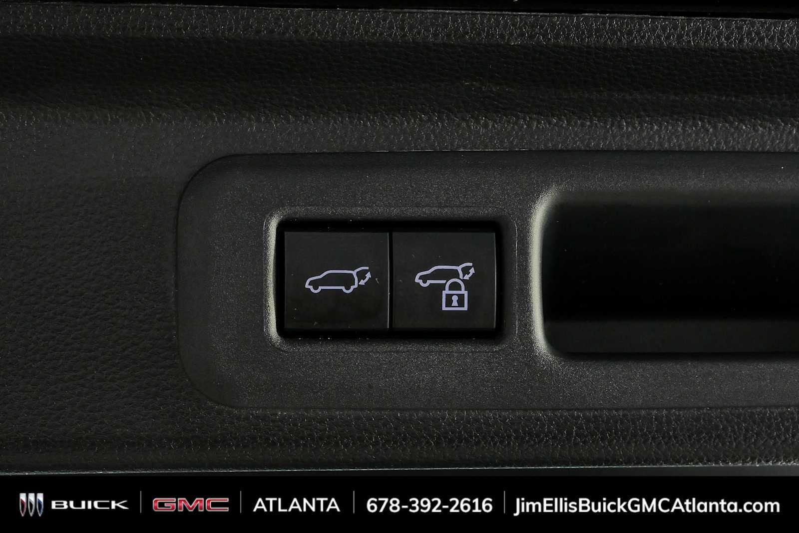 Used 2024 Toyota Sequoia Limited w/ Tow Technology Package AWD/4WD image 31