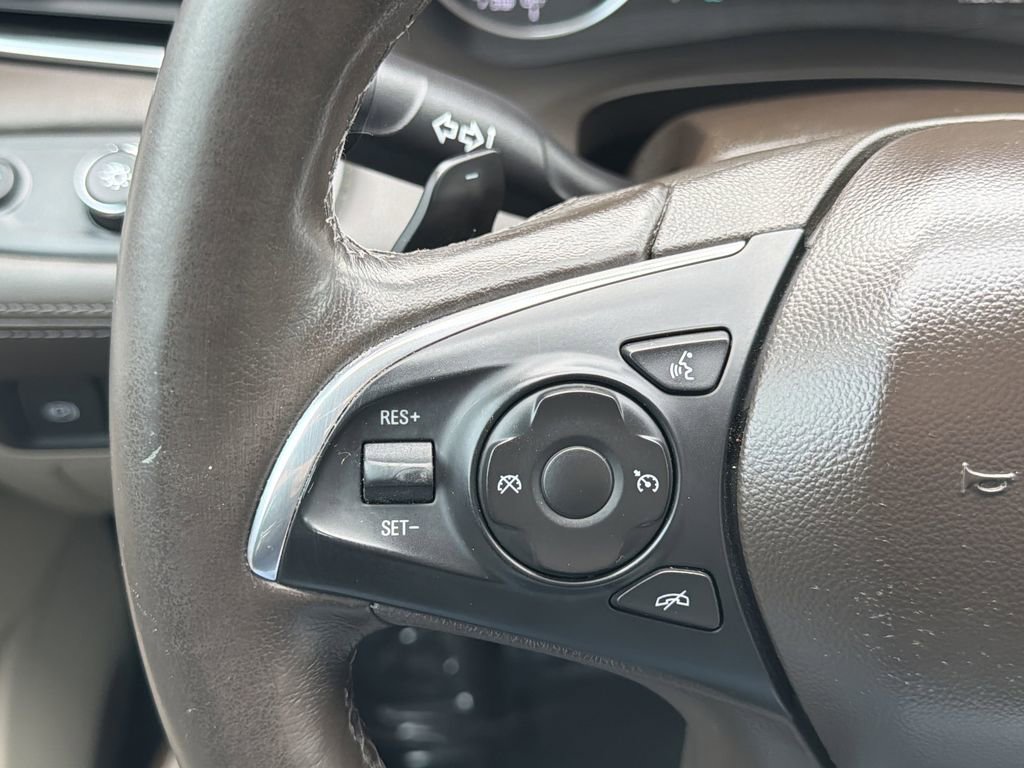 Used 2018 Buick LaCrosse Preferred FWD image 9