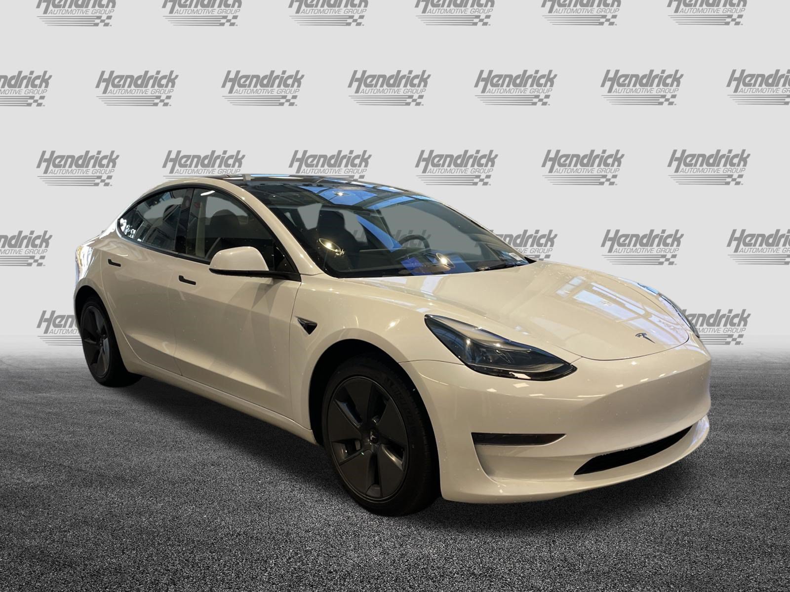 Used 2023 Tesla Model 3 Standard Range RWD image 2